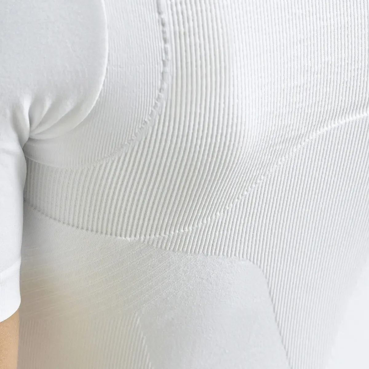 FGP P YOUNG EASY UP 2 0 2